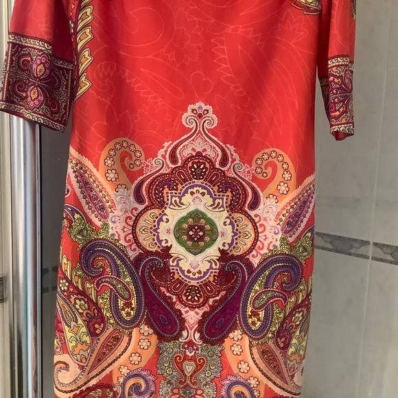 Dress - Picture 2 of 3